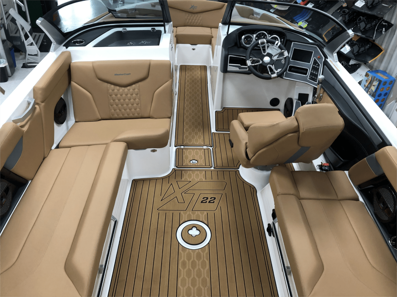 2024 MasterCraft XT-22 | 209130