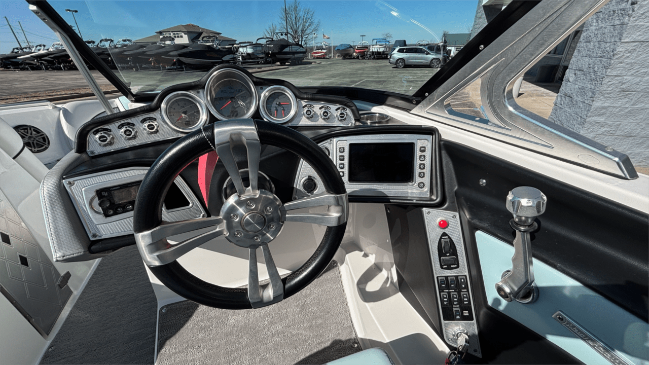 2018 MasterCraft X30