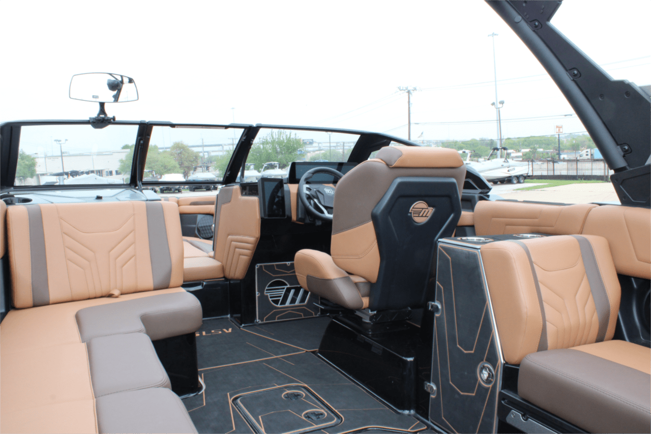 2025 Malibu 25 LSV