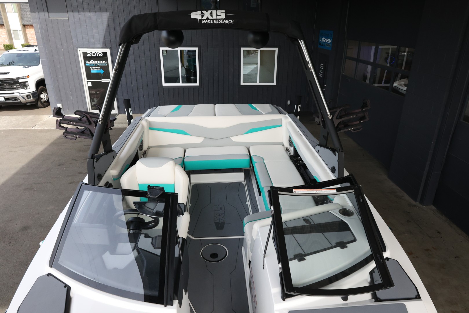2023 Axis T220 