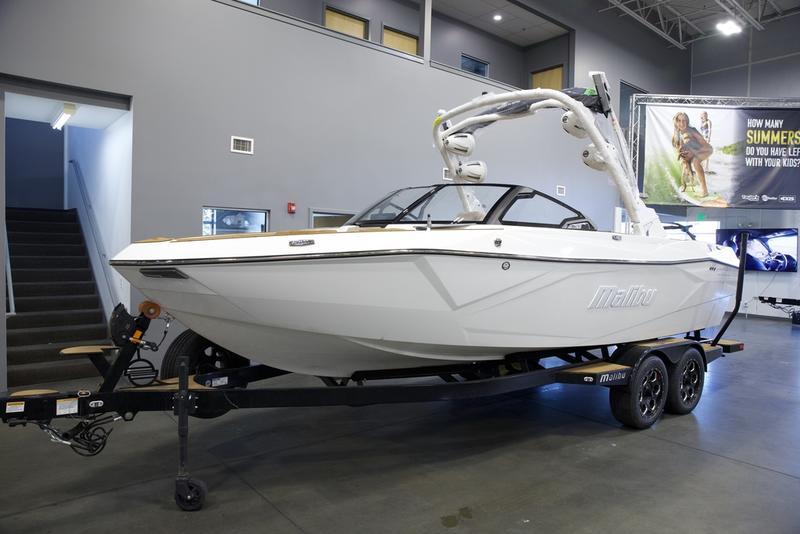 boat.Title
