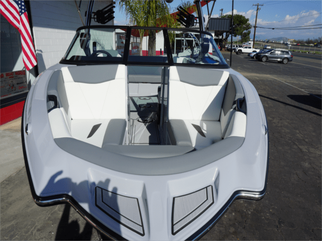 2024 MasterCraft NXT21