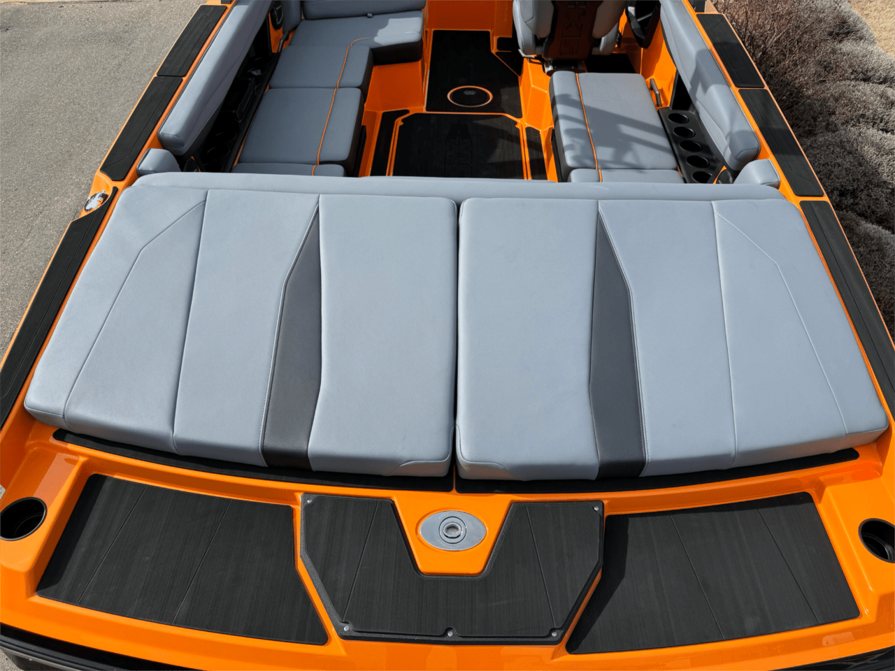 2024 Axis A225