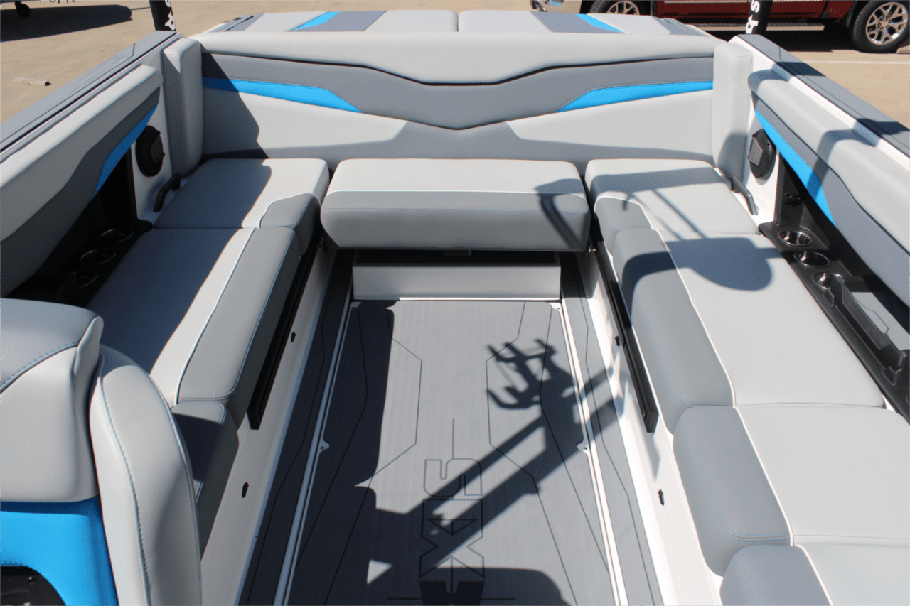 2025 Axis T235