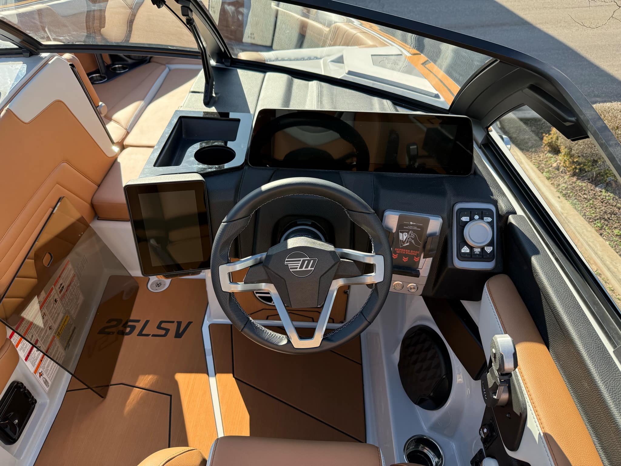 2025 Malibu 25LSV