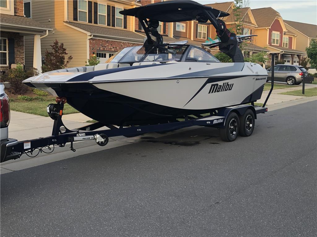 2019 Malibu 21’ MLX- REDUCED! $74,500