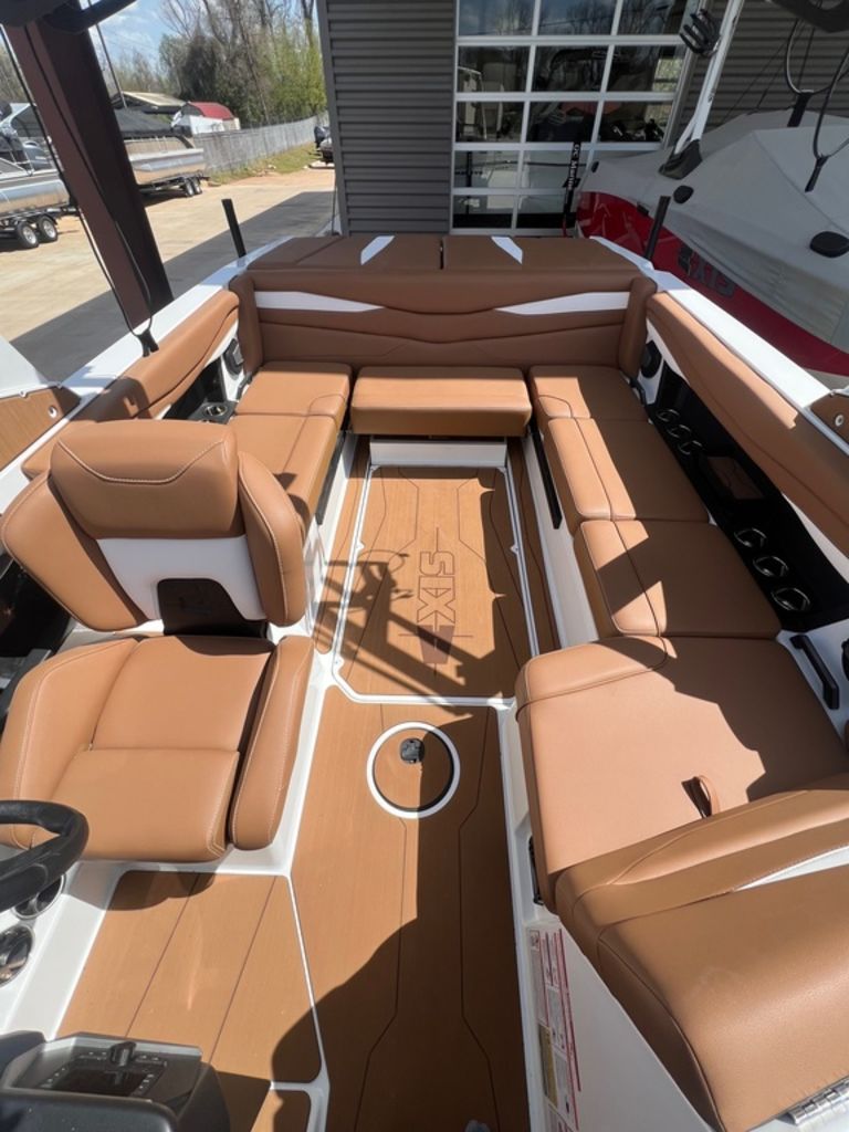 2025 Axis Wake Research A225