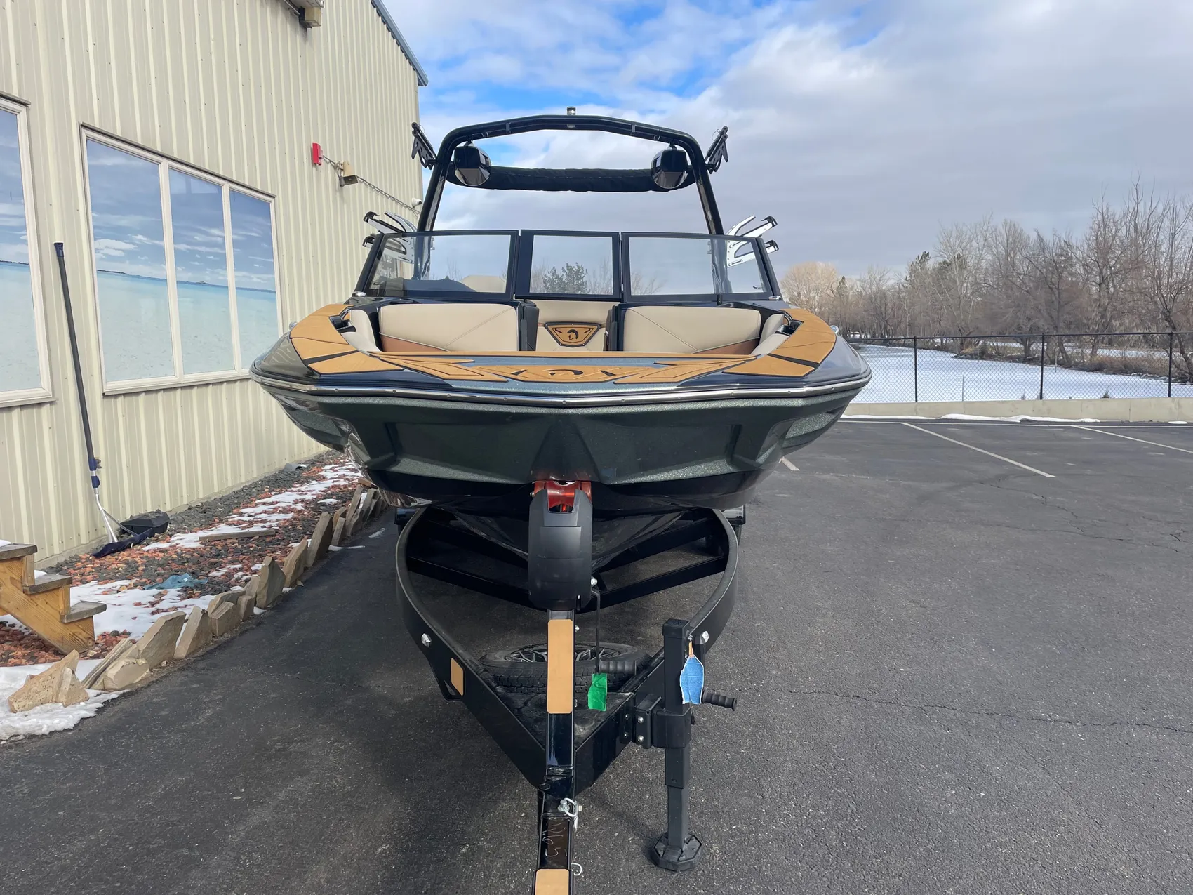 2025 Centurion Nv233