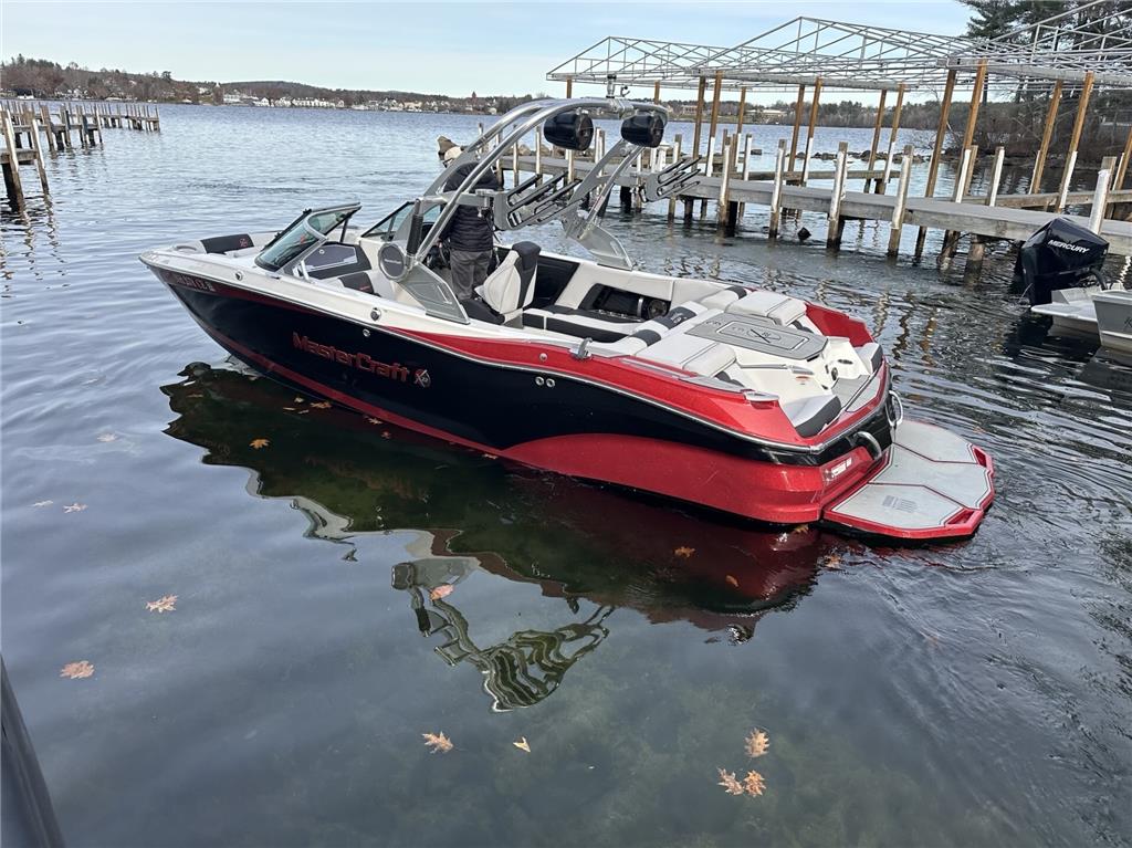 2021 MasterCraft X22