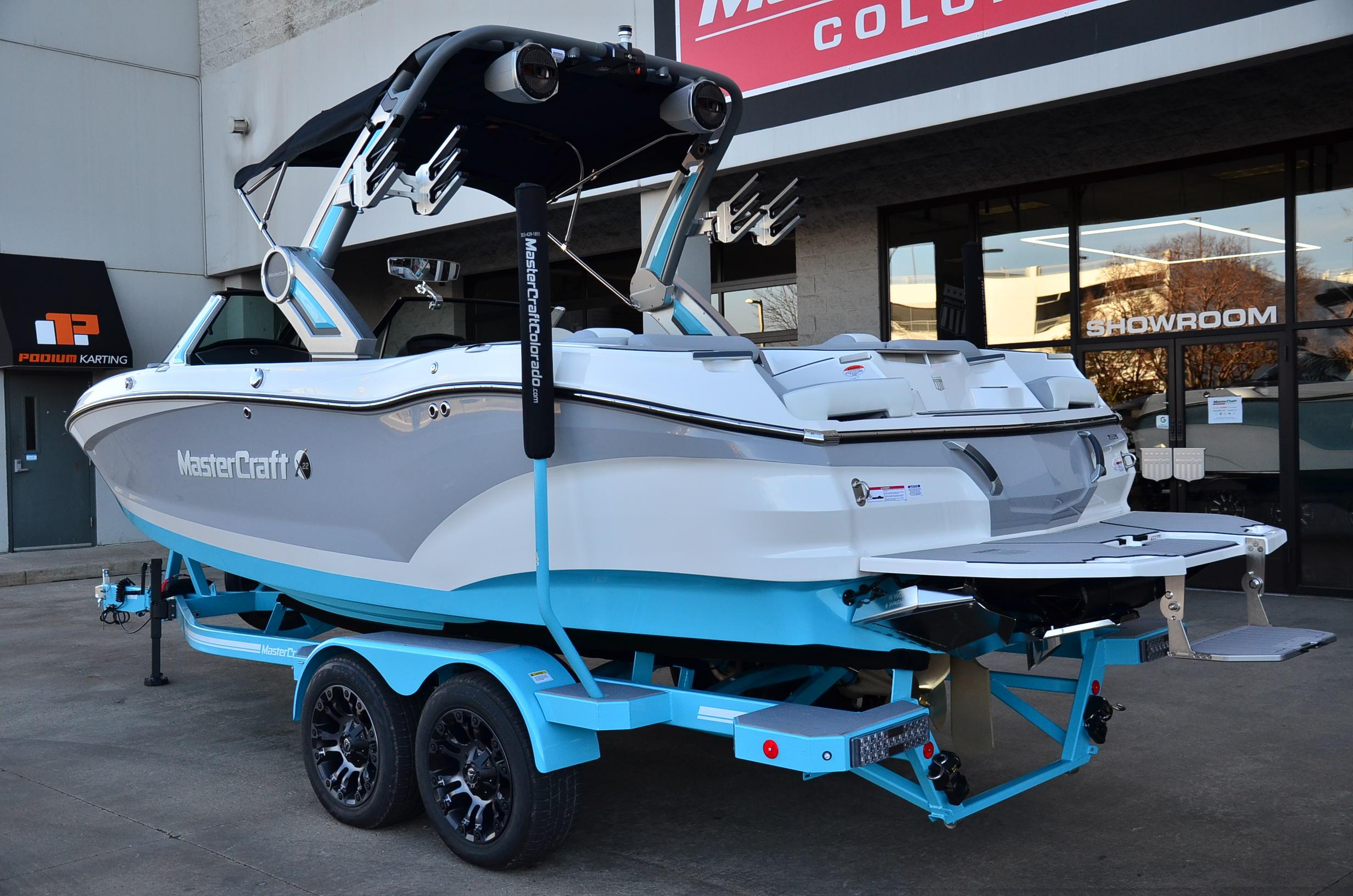 boat.Title