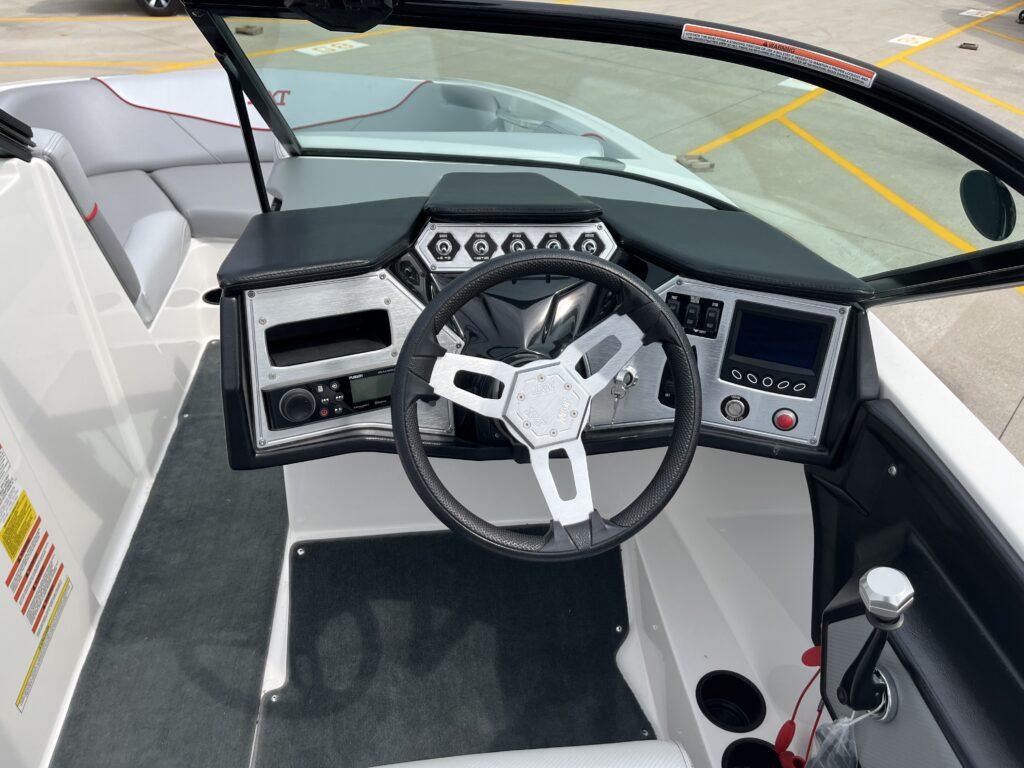 2016 MasterCraft NXT20