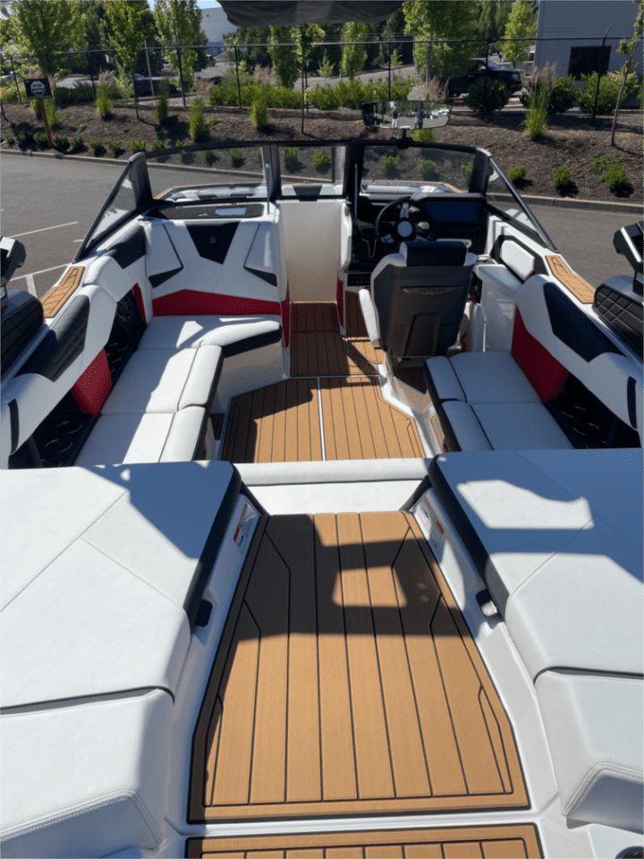 2024 Super Air Nautique S21
