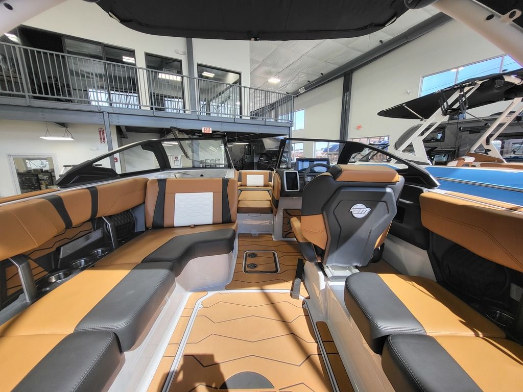 2024 Malibu Boats 23 MXZ