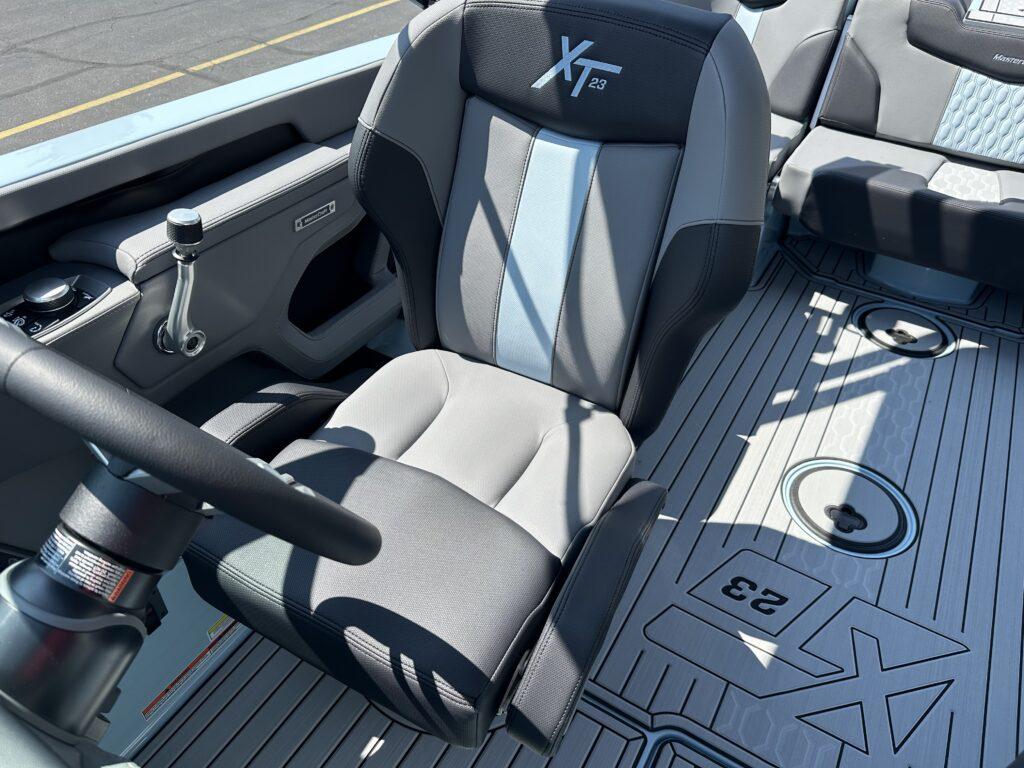 2025 MasterCraft XT23