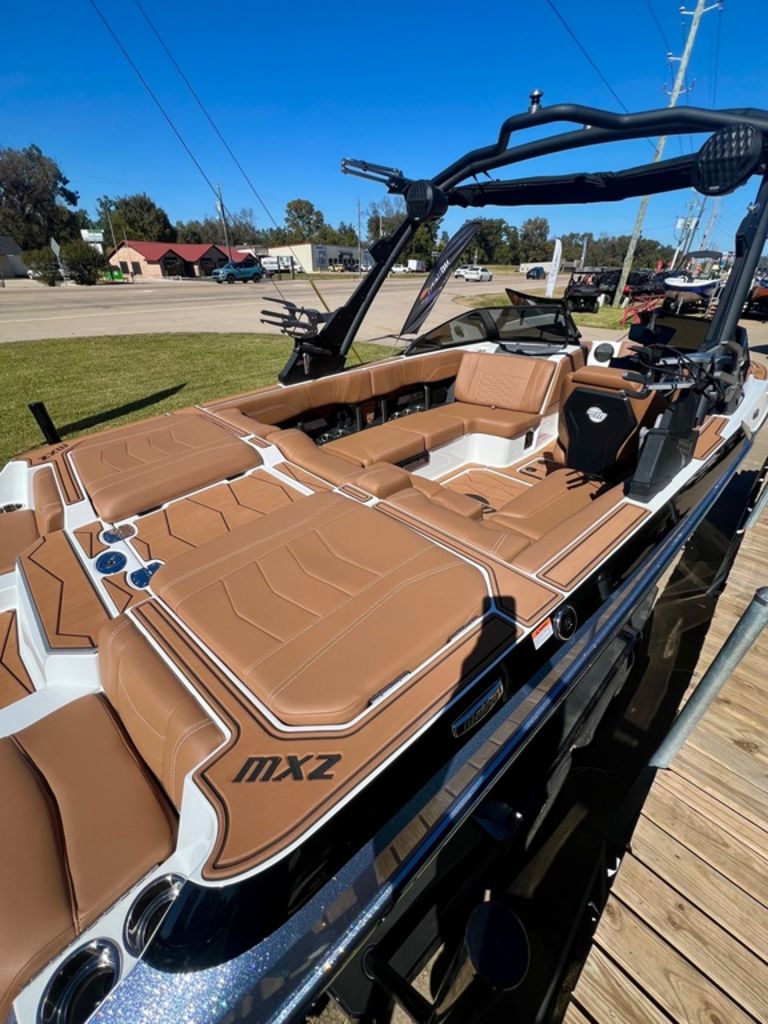 2025 Malibu Boats 22 MXZ