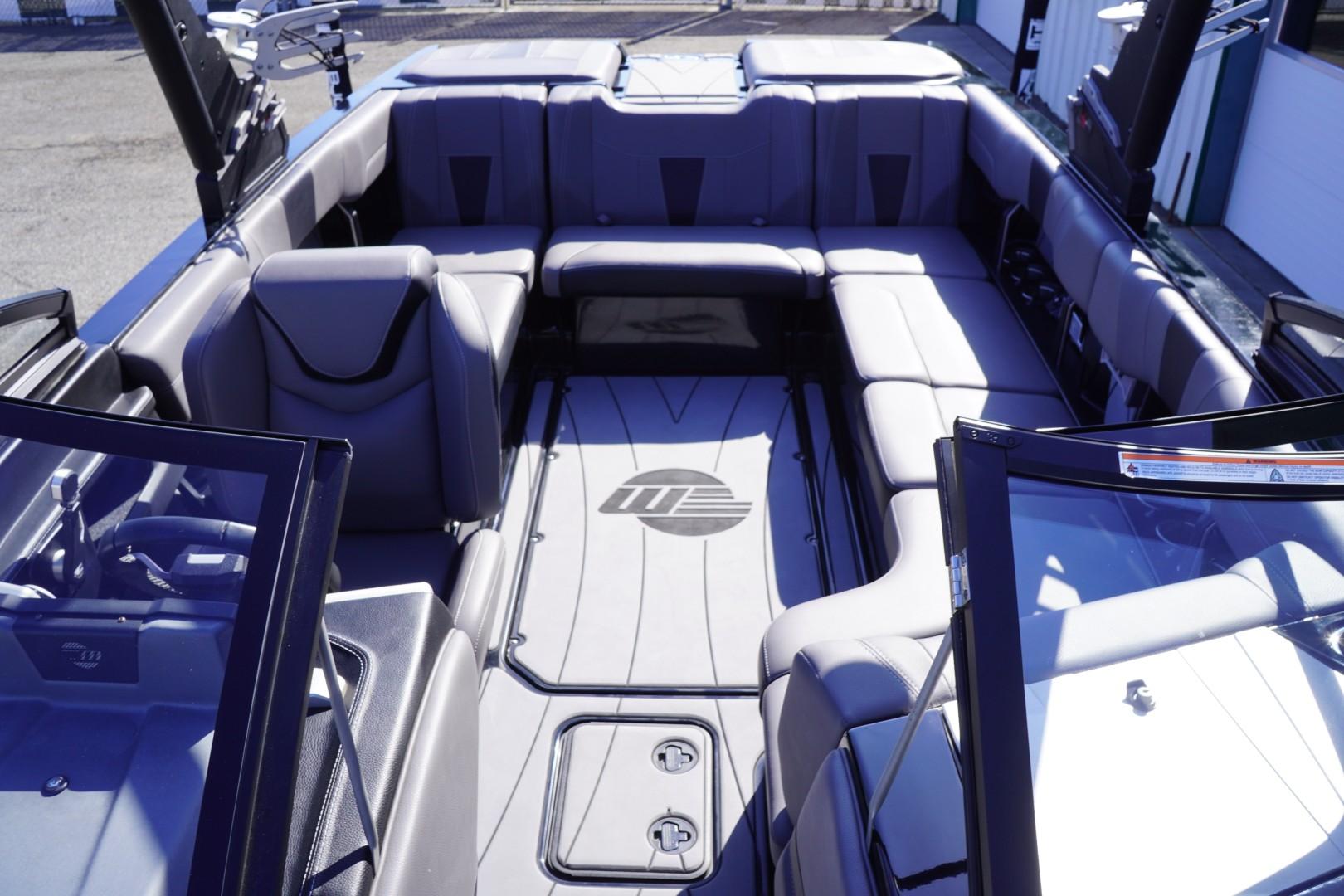 2022 Malibu Boats 23 LSV 45 Hours!