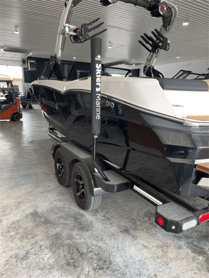 MasterCraft NXT22 CLEAN!!