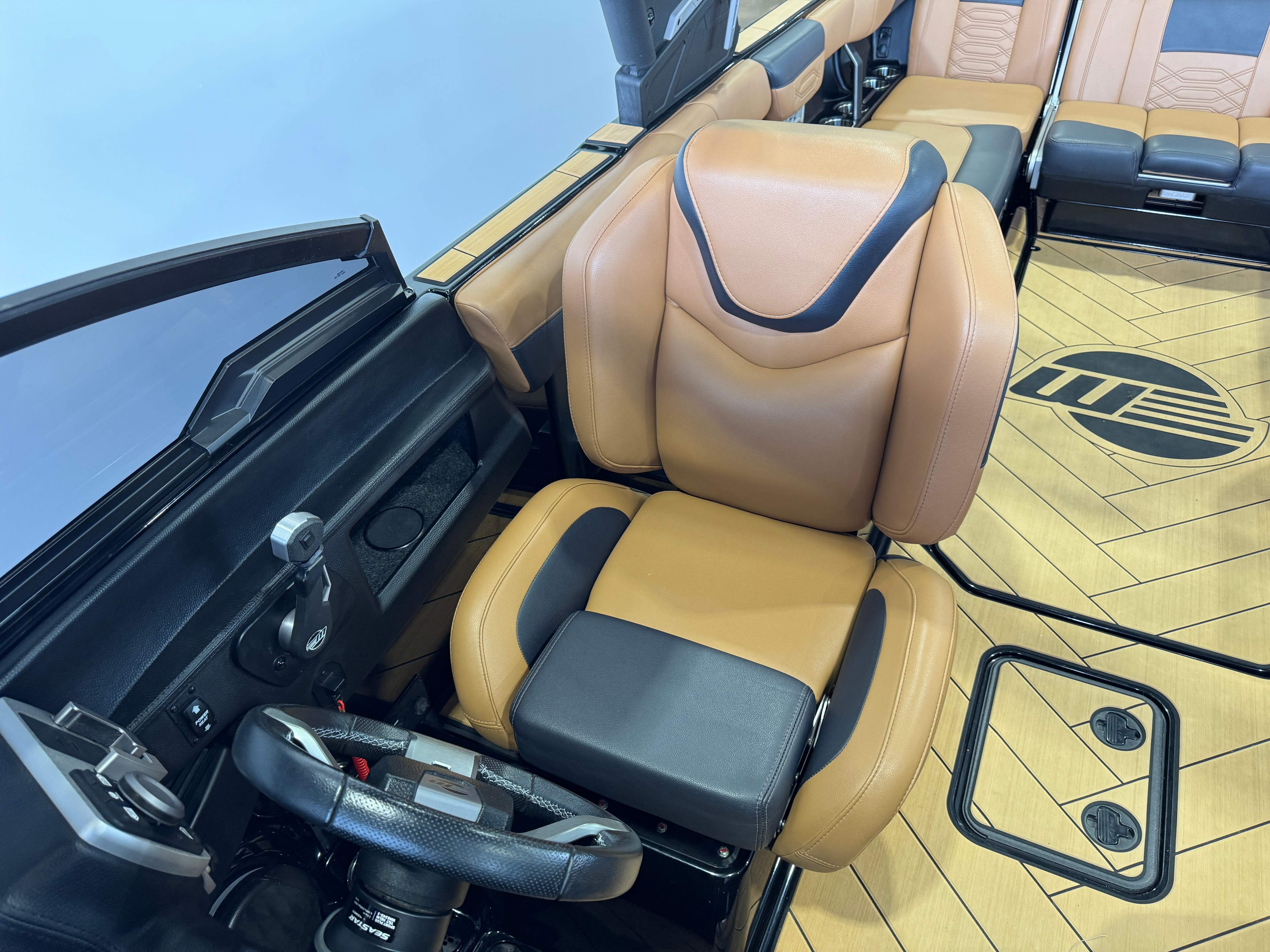 2023 Malibu Wakesetter 26 LSV