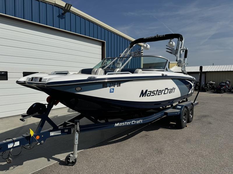 2013 MasterCraft X25