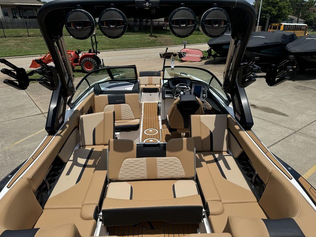 2024 MasterCraft X24