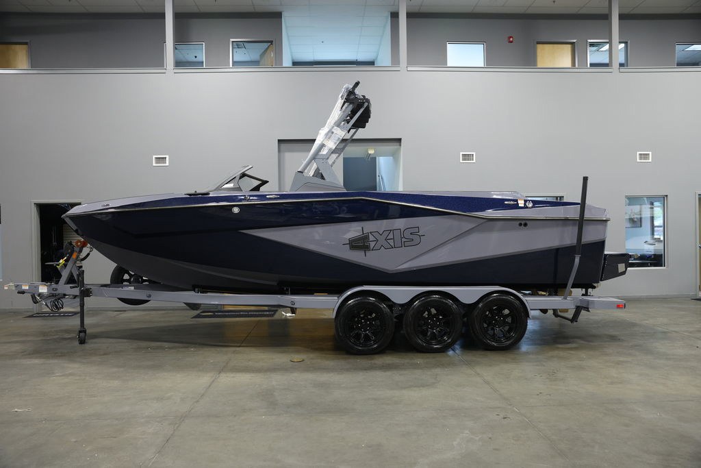 boat.Title