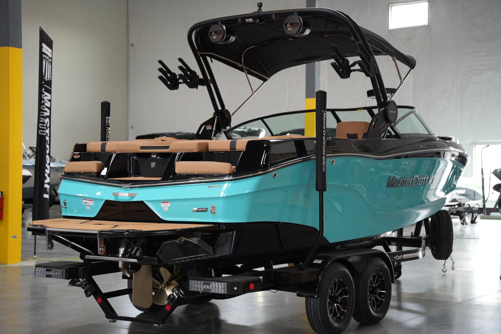 2025 MasterCraft XT22 – ALL NEW FEATURES!