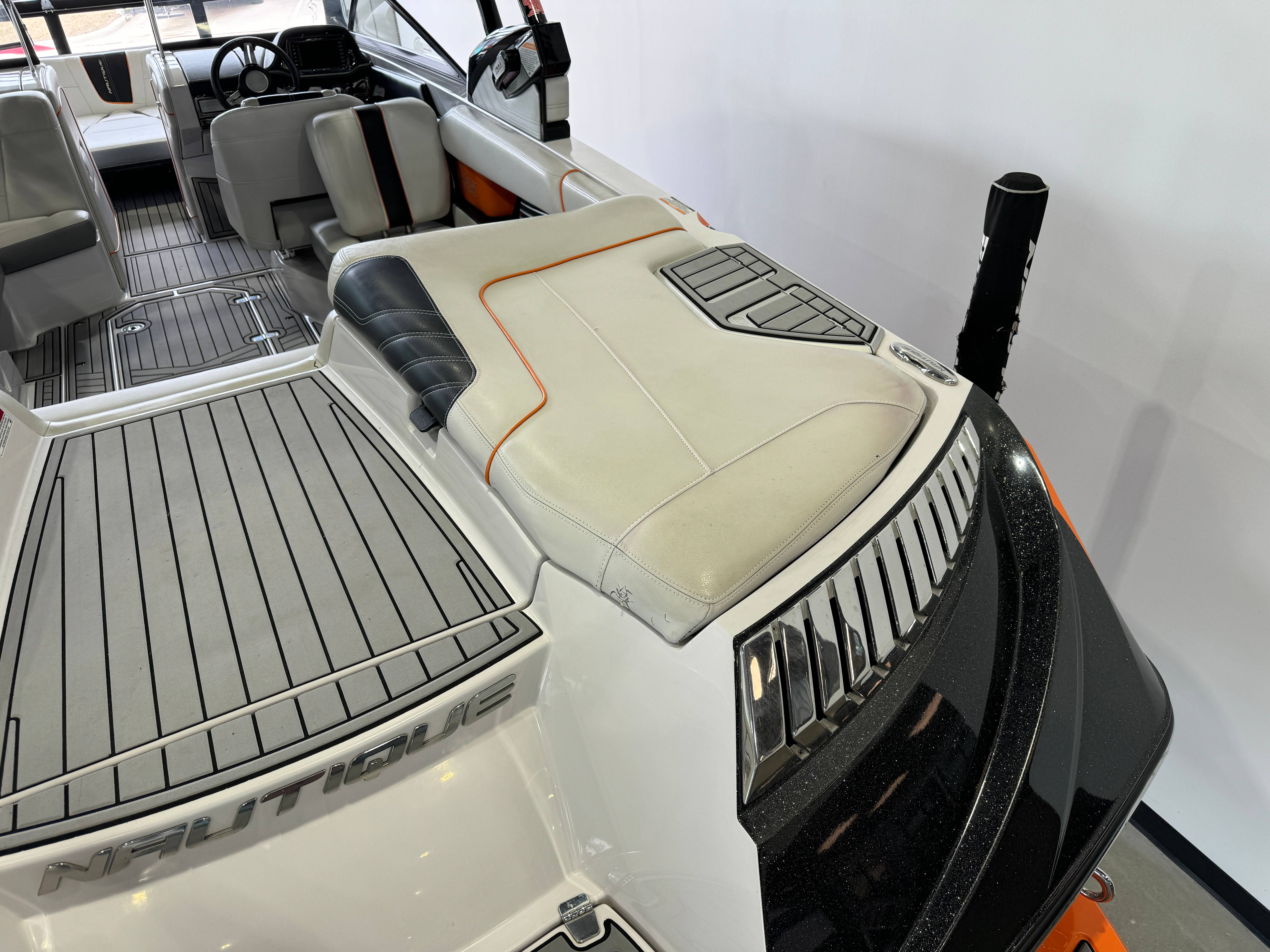 2014 Nautique Super Air Nautique G23