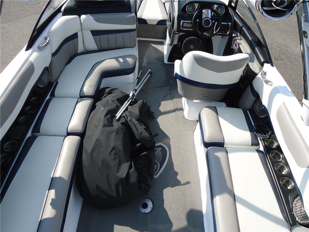 2013 Malibu 24 MXZ