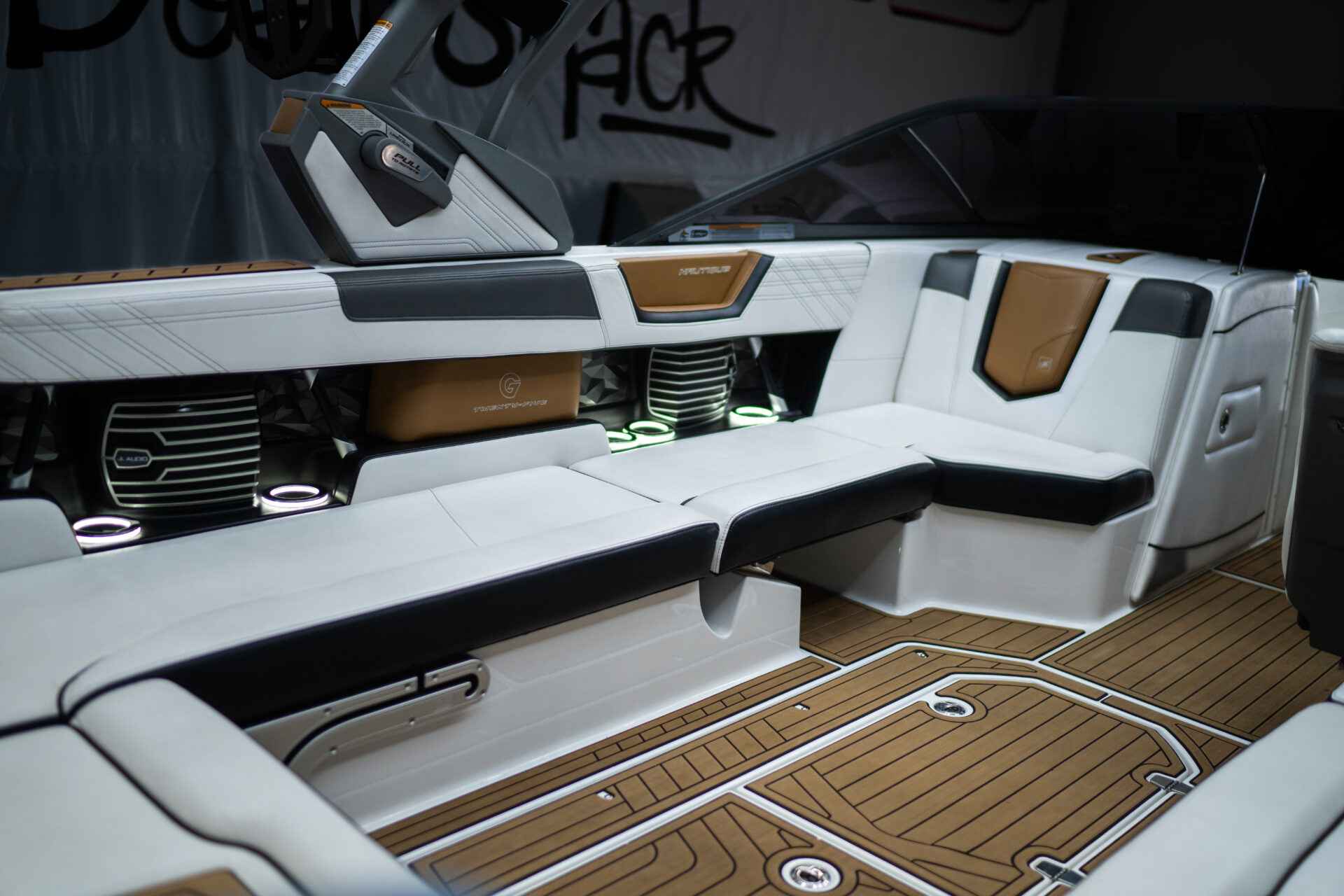 2017 Nautique G25