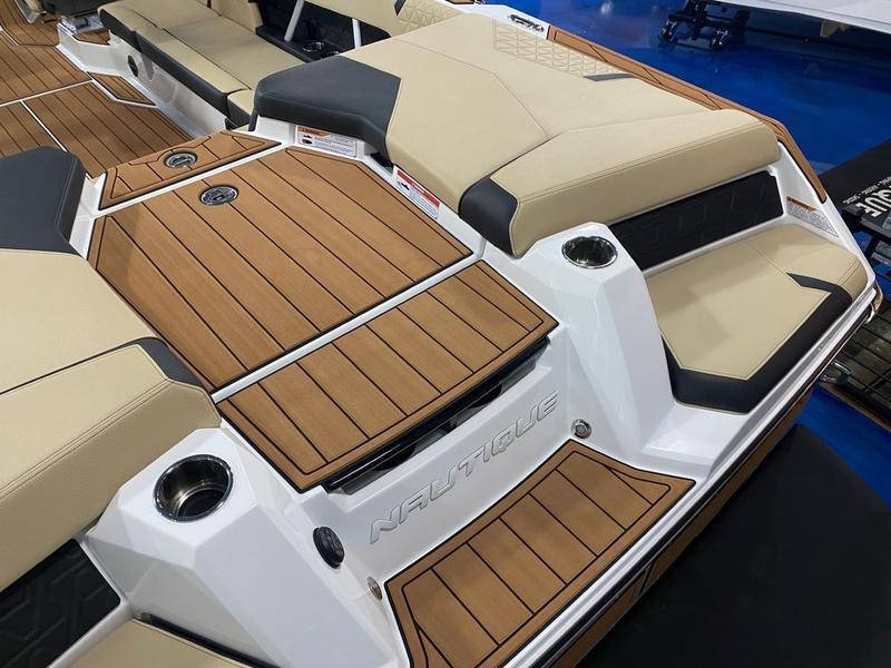 New 2024 Nautique GS24