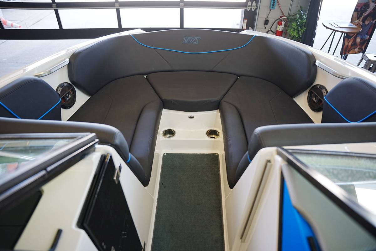 2019 MasterCraft NXT22 &#8211; LOW HOURS! Excellent Condition!