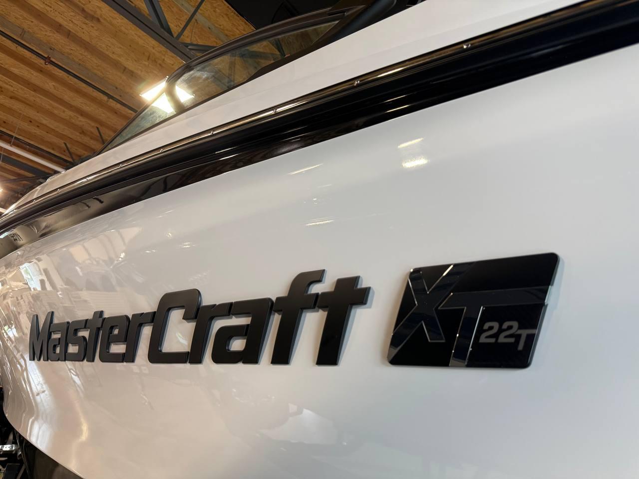 2025 MasterCraft XT22T