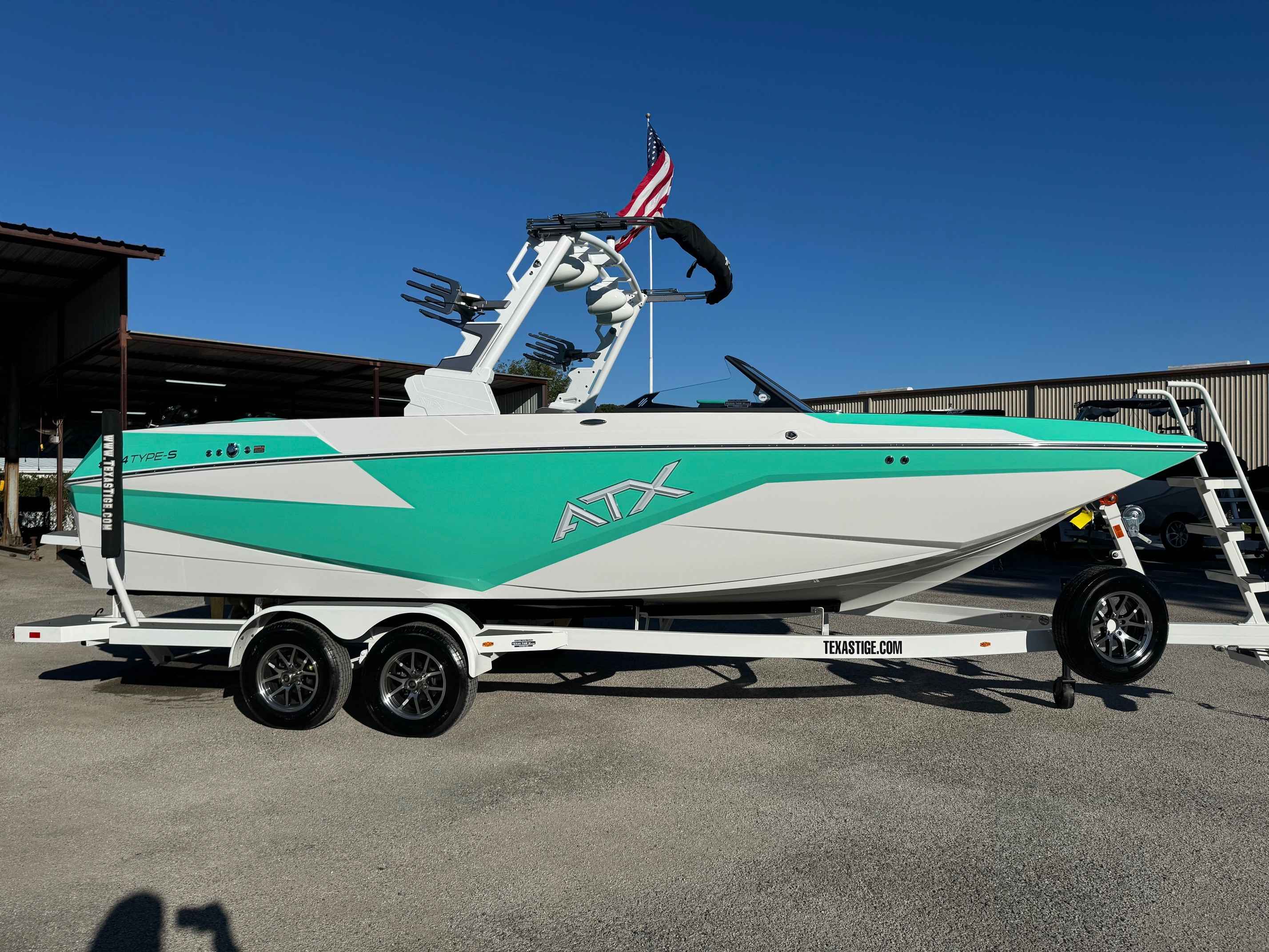 boat.Title