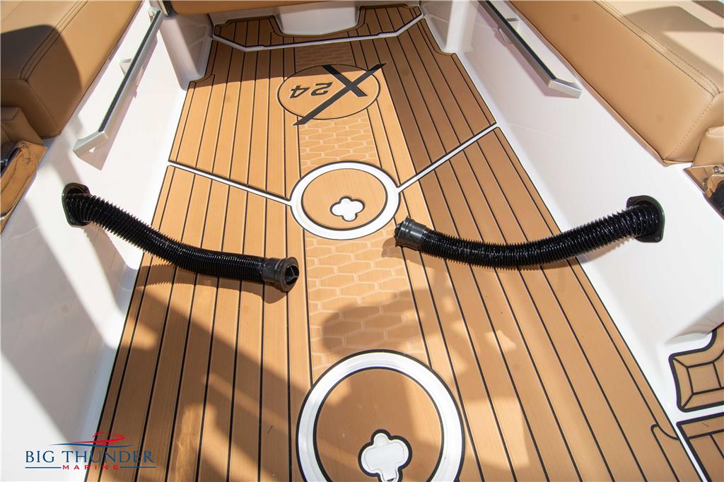 2023 MasterCraft X24