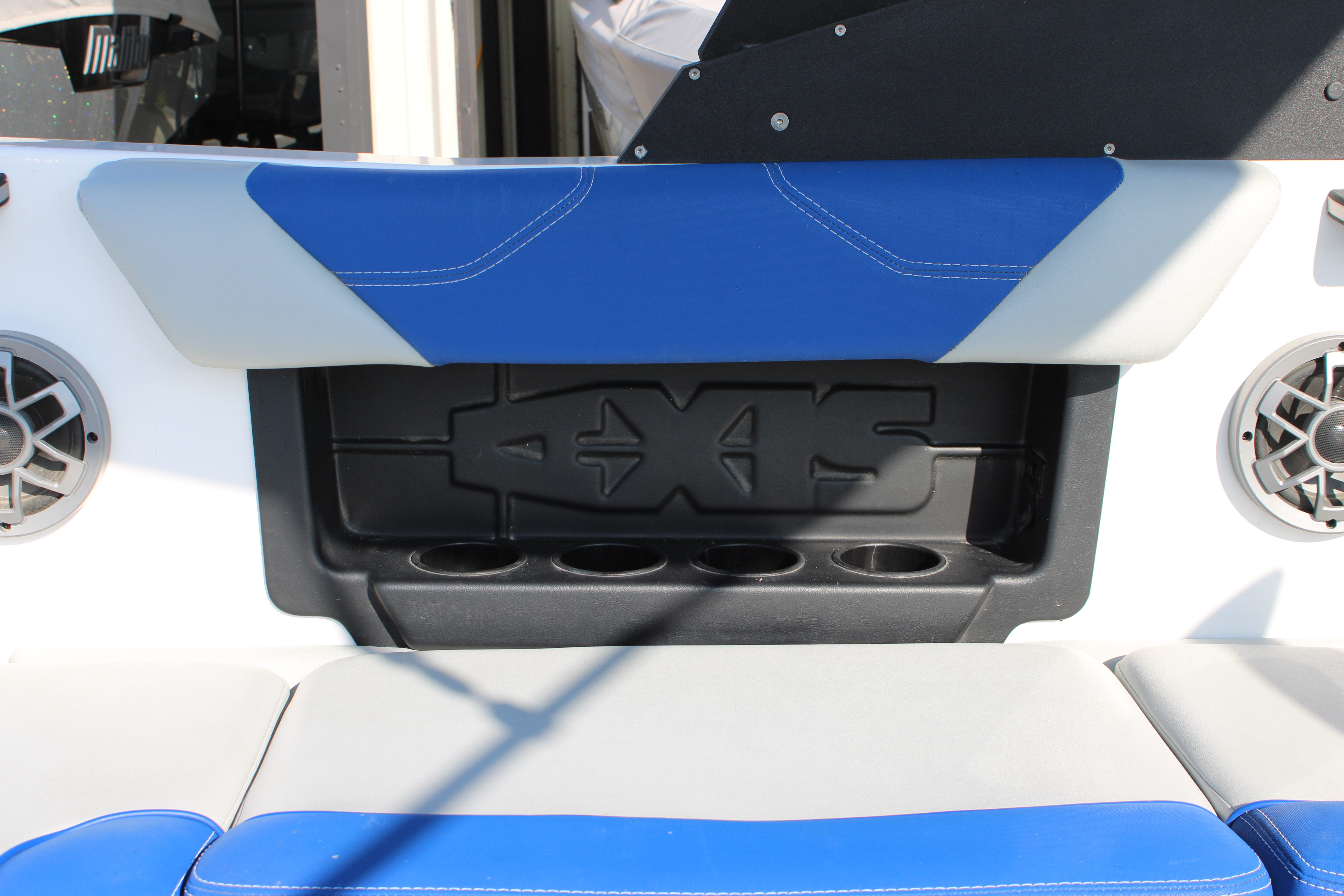 2022 Axis A20