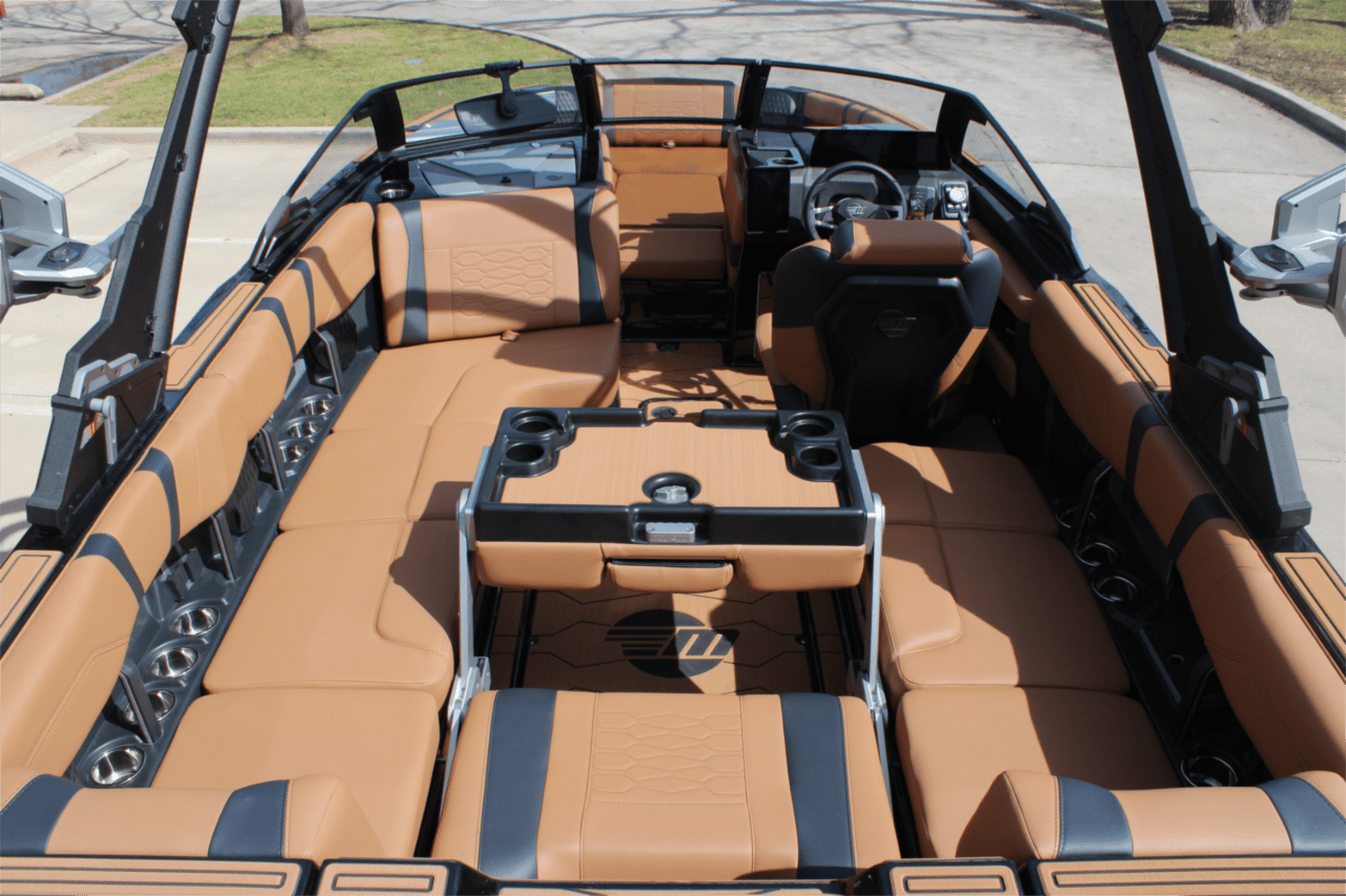 2025 Malibu 23 MXZ