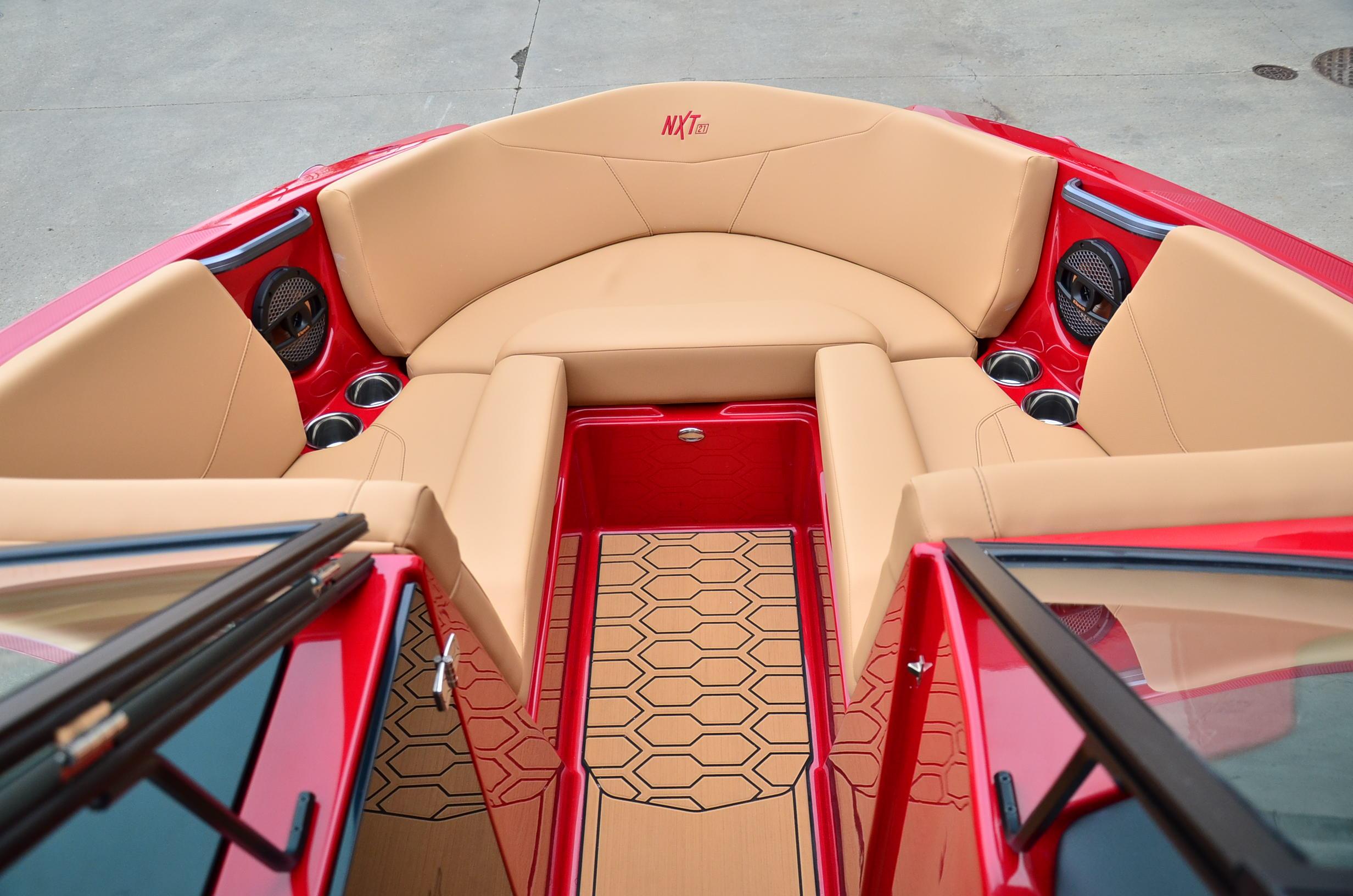 2024 MasterCraft NXT21 – 2024 Model Year End Clearance Priced!