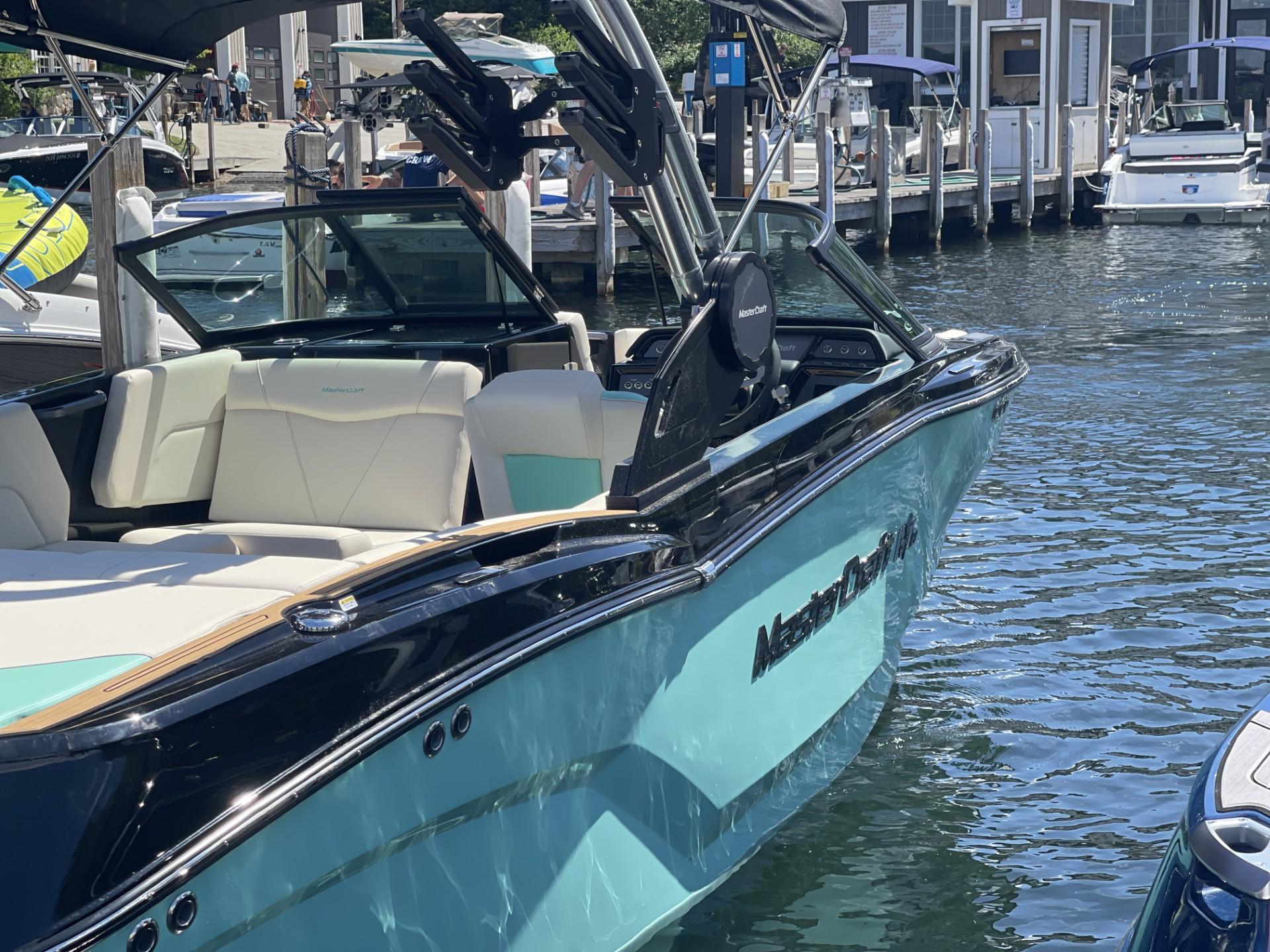 2024 MasterCraft NXT21