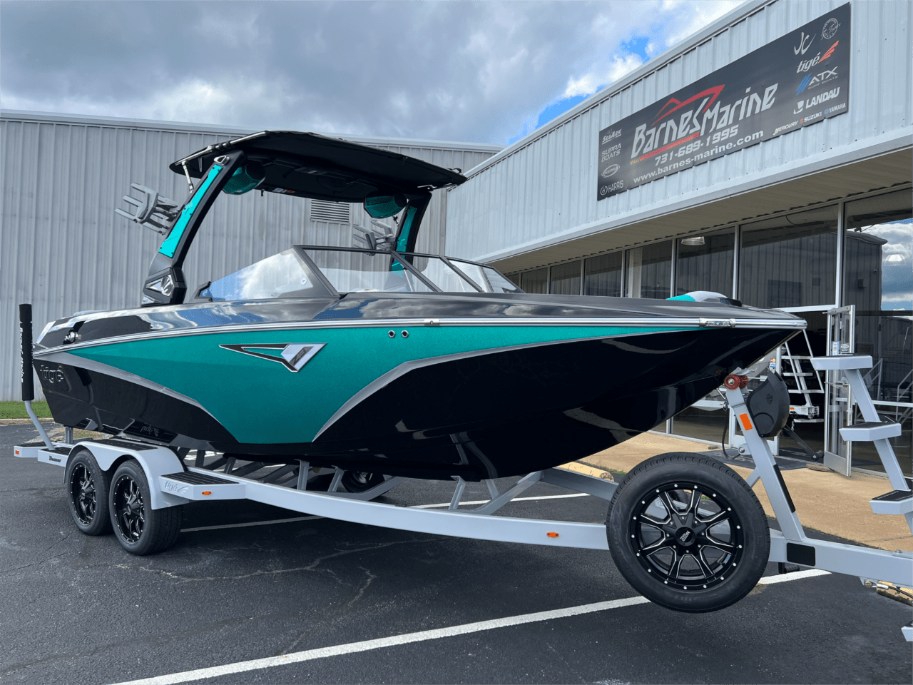 boat.Title
