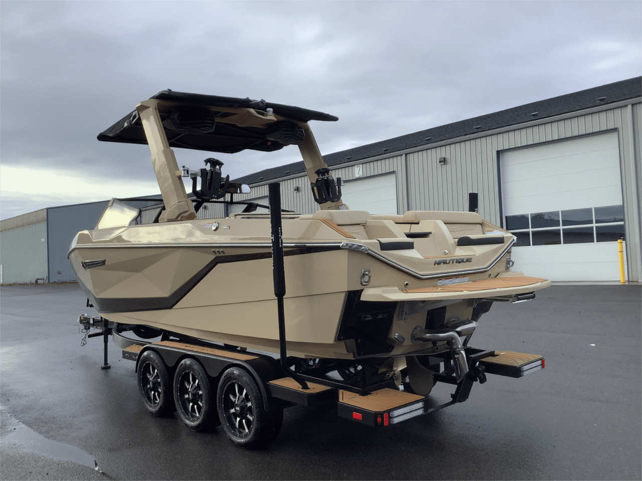 2025 Nautique G23