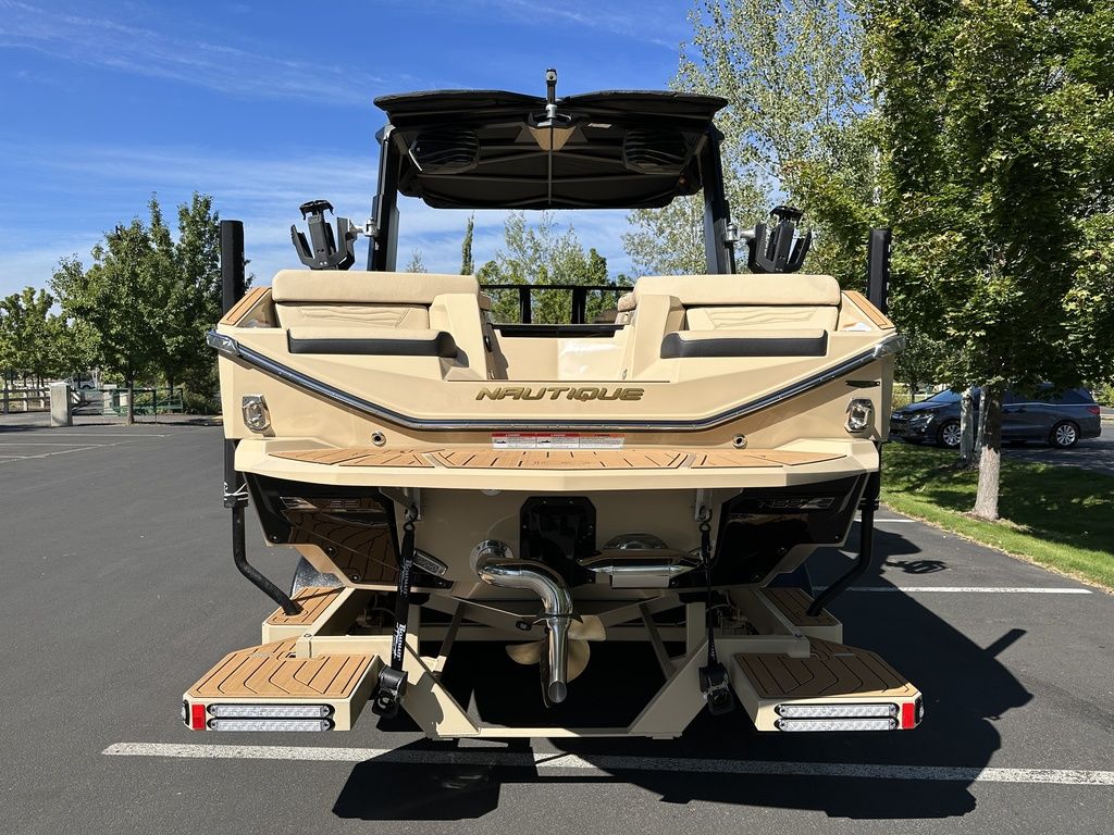 2025 Nautique Super Air Nautique G23