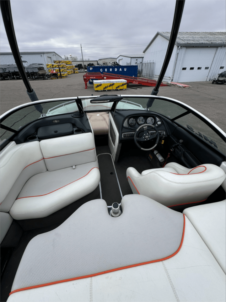 2003 Malibu 21XTI