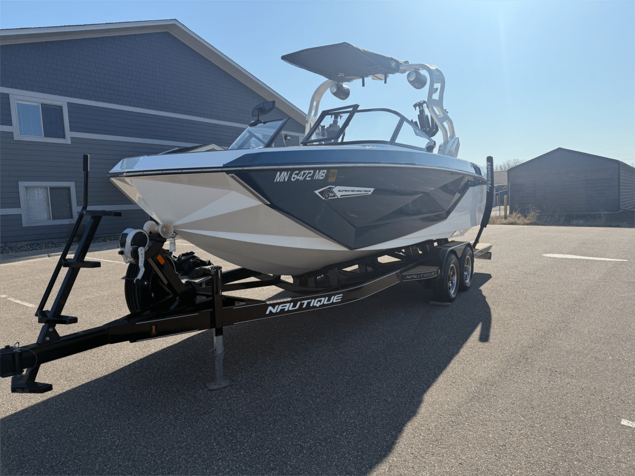 2021 Nautique G23 – Loaded – Spotless