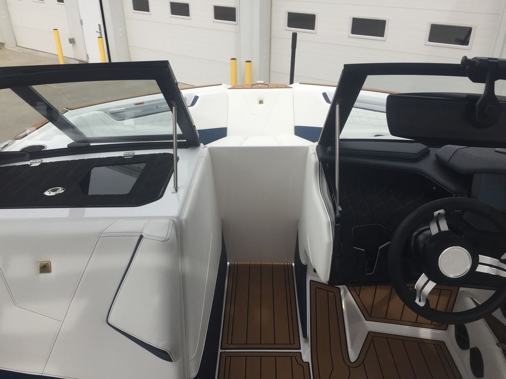 2025 Nautique Super Air Nautique S21