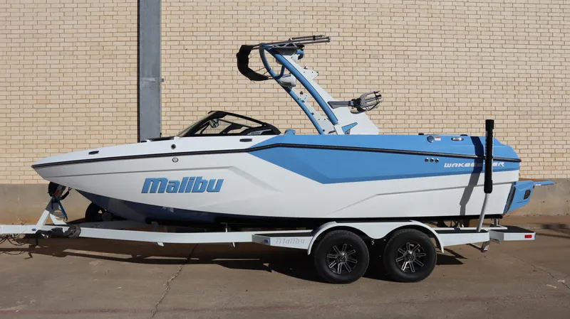 2025 MALIBU WAKESETTER 22 MXZ