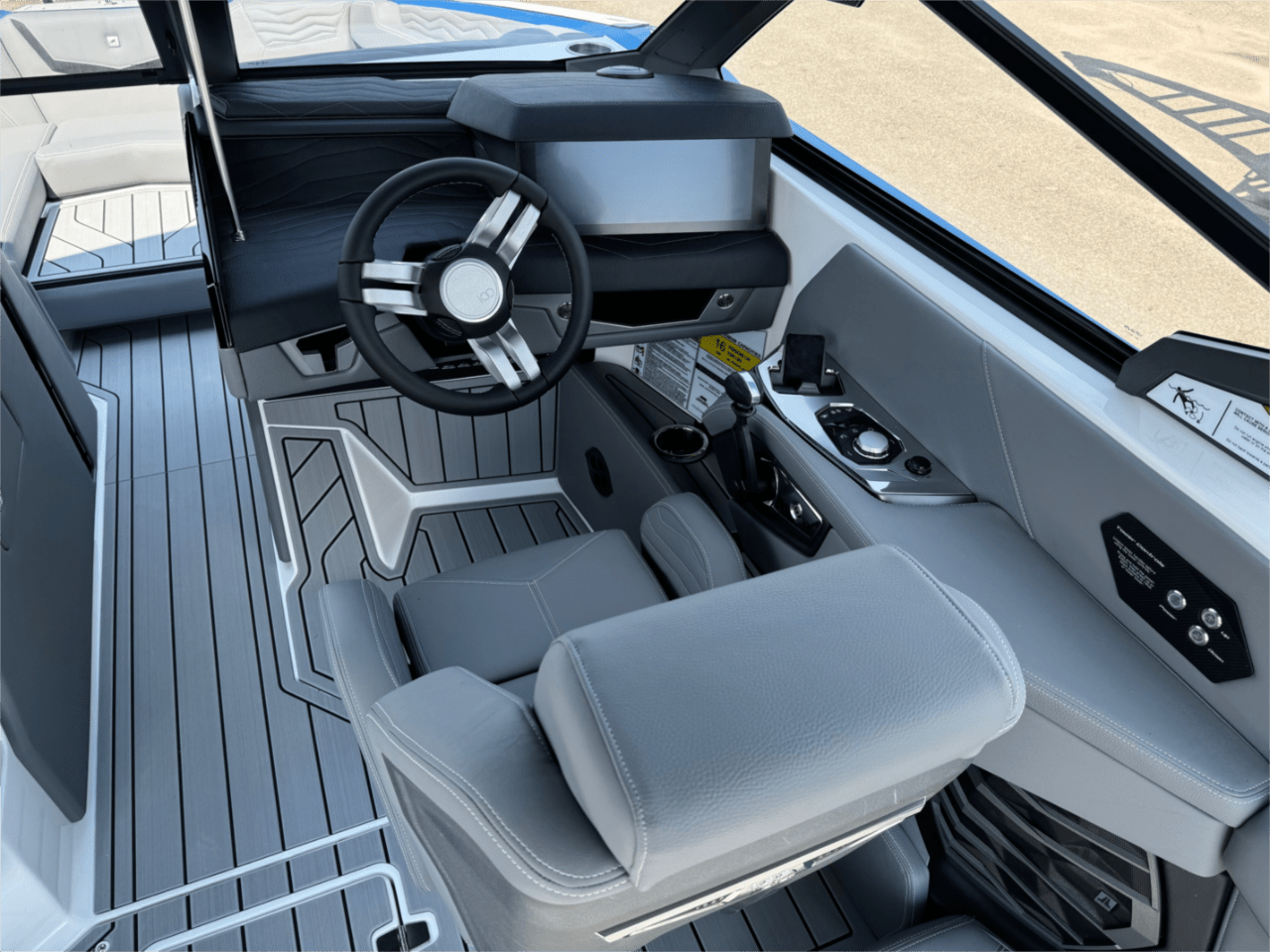 2025 Nautique G23