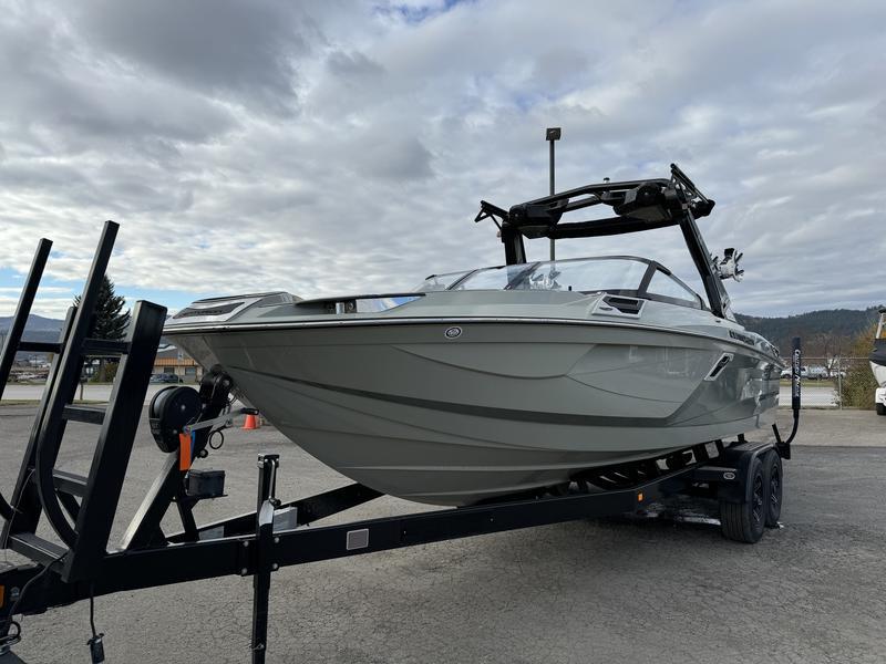 boat.Title