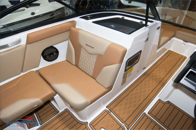 2024 MasterCraft XT24