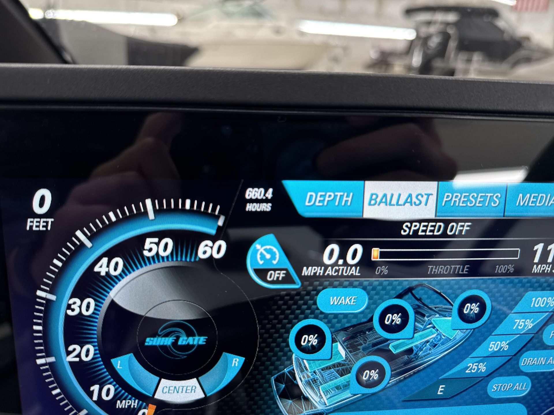 2016 Malibu 25LSV