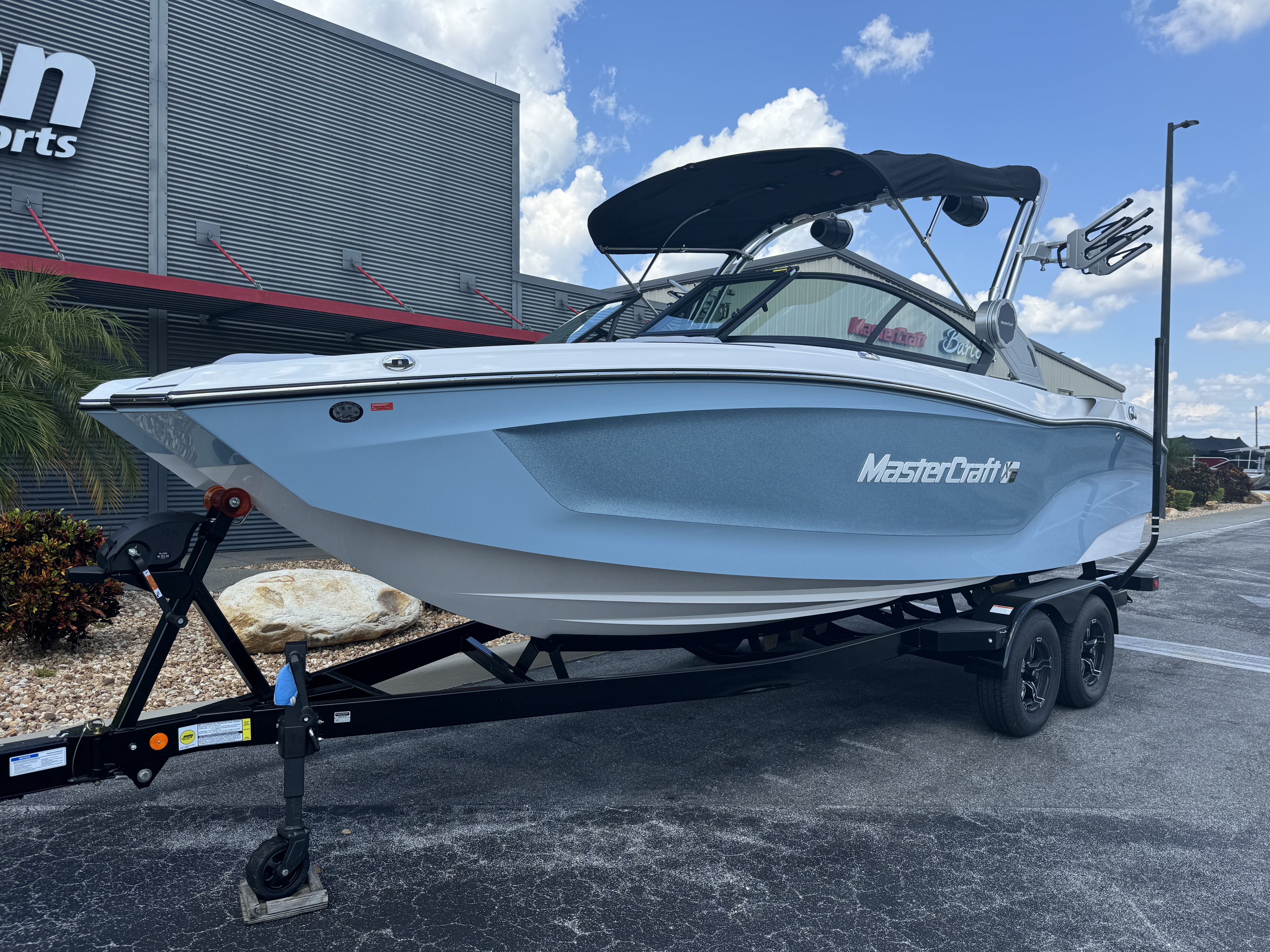 2025 MasterCraft XT22
